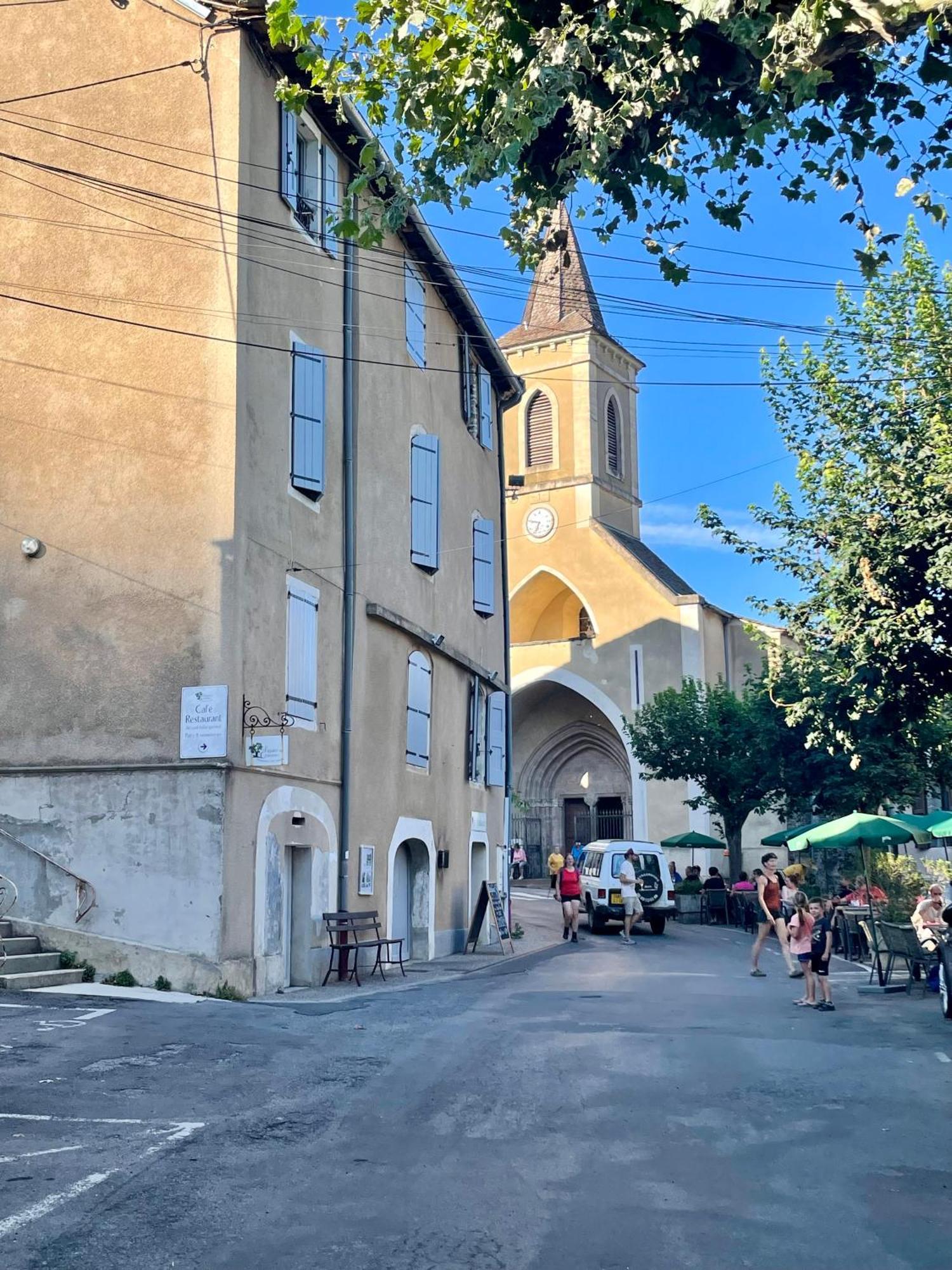 Apartamento T2 Renove Avec Terrasse Au Coeur Des Cevennes Saint-Germain-de-Calberte Exterior foto